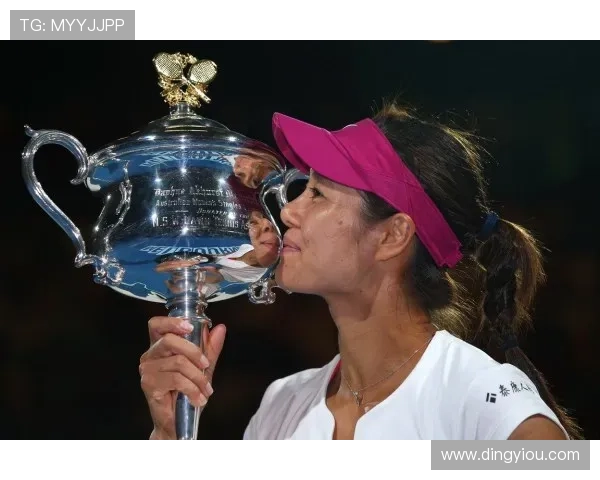 冠军奖杯失踪疑云牵出警方深入调查真相风暴来袭引发全城持续震动