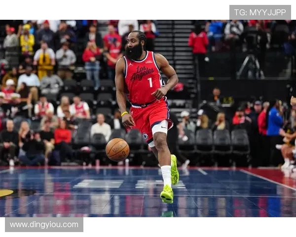 哈登坦言球队伤病困扰影响表现我们仍在努力追求胜利