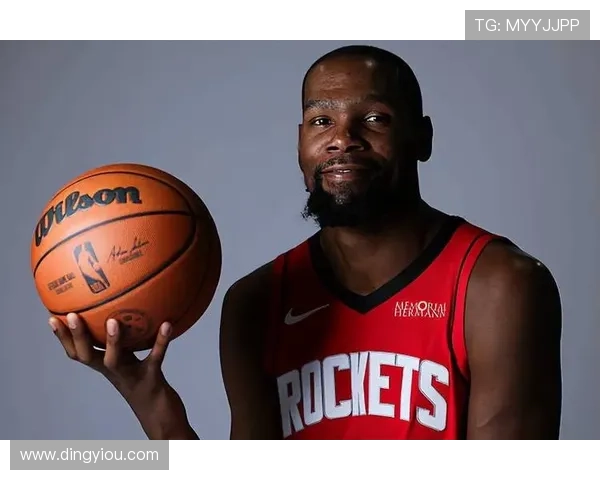 杜兰特赞火箭队青春气息与雷霆相似展现无限潜力